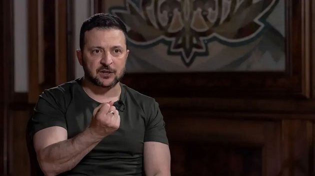زيلينسكي رغم انتهاء فترة ولايته : أنا الرئيس!