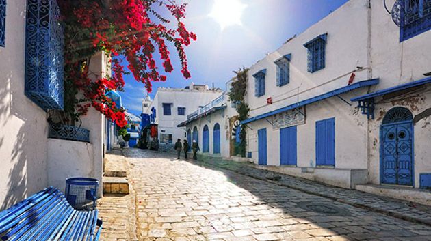 العائدات السياحية والعمل تغطّي 68 % من خدمة الدين الخارجي