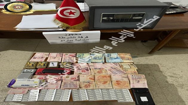باردو : الإحتفاظ بـ 3 أشخاص من أجل ترويج المخدرات وغسيل الأموال