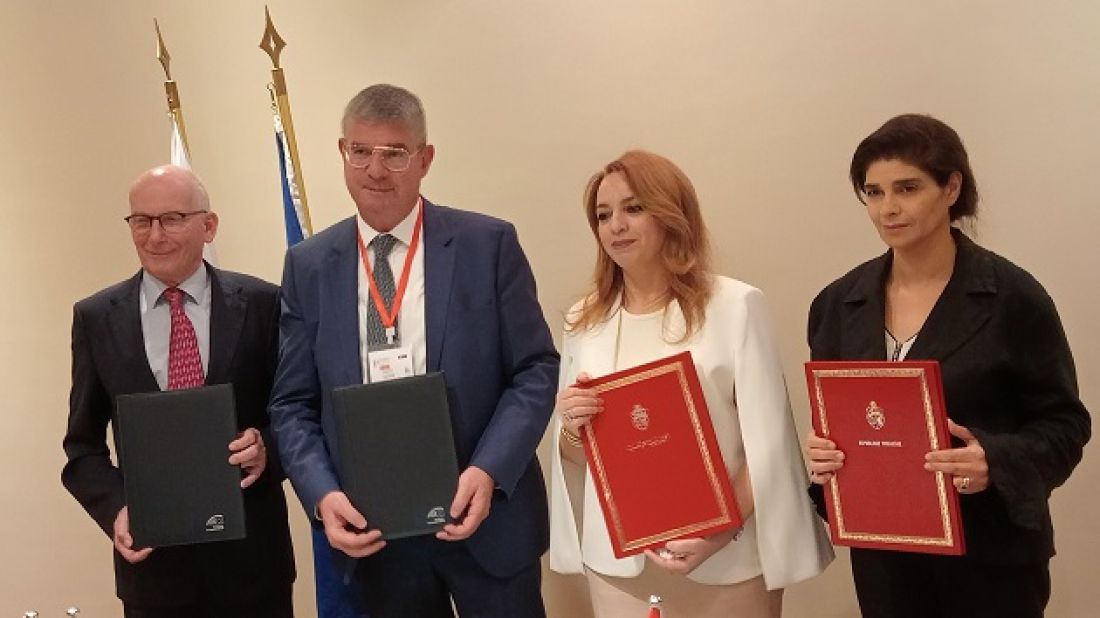 اتفاقية بين وزارة التربية والبنك الاوروبي للاستثمار لبناء 80 مدرسة اتفاقية بين وزارة التربية والبنك الاوروبي للاستثمار لبناء 80 مدرسة