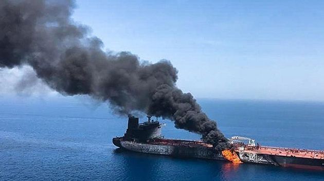 البحرية البريطانية: 'غرق سفينة استهدفها الحوثي الأسبوع الماضي'