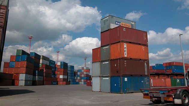 انخفاض العجز التجاري بنسبة 20،8 % موفى شهر ماي 2024