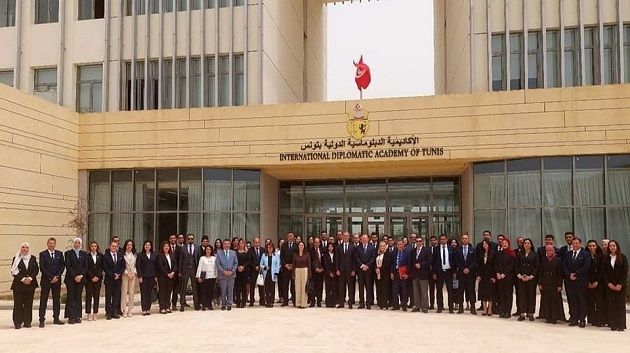 إنهاء مهام مدير عام الأكاديمية الدبلوماسية الدولية بتونس وتعيين خلفا له