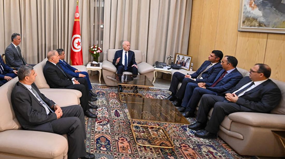 سعيّد يشدّد على ضرورة التّصدّي ‘لكلّ جهة تعمل من أجل تأجيج الأوضاع’ سعيّد يشدّد على ضرورة التّصدّي ‘لكلّ جهة تعمل من أجل تأجيج الأوضاع’
