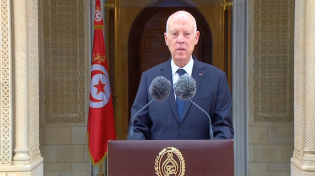 سعيّد: تونس لن تقبل أبدا بوجود قواعد عسكرية فوق أراضيها (فيديو)