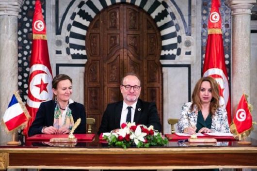 تونس والوكالة الفرنسية للتنمية توقعان 4 اتفاقيات تتعلق بقرضين بقيمة 130 مليون اورو وهبتين بـ7 ملايين اورو