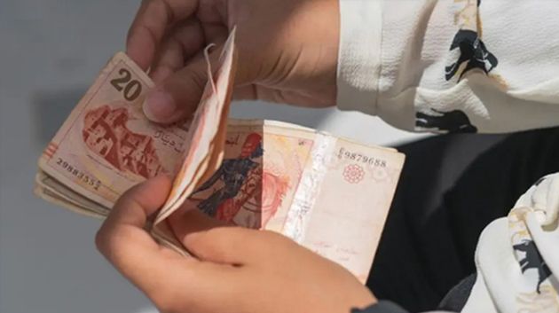الترفيع في الأجور الدنيا المضمونة بـ7 % بداية من جويلية 2024 وبـ 7,5 % بداية من جانفي 2025