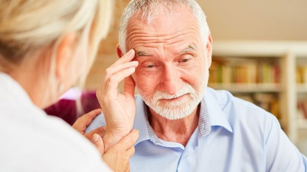 مرض الزهايمر.. مؤشرات مُبكرة