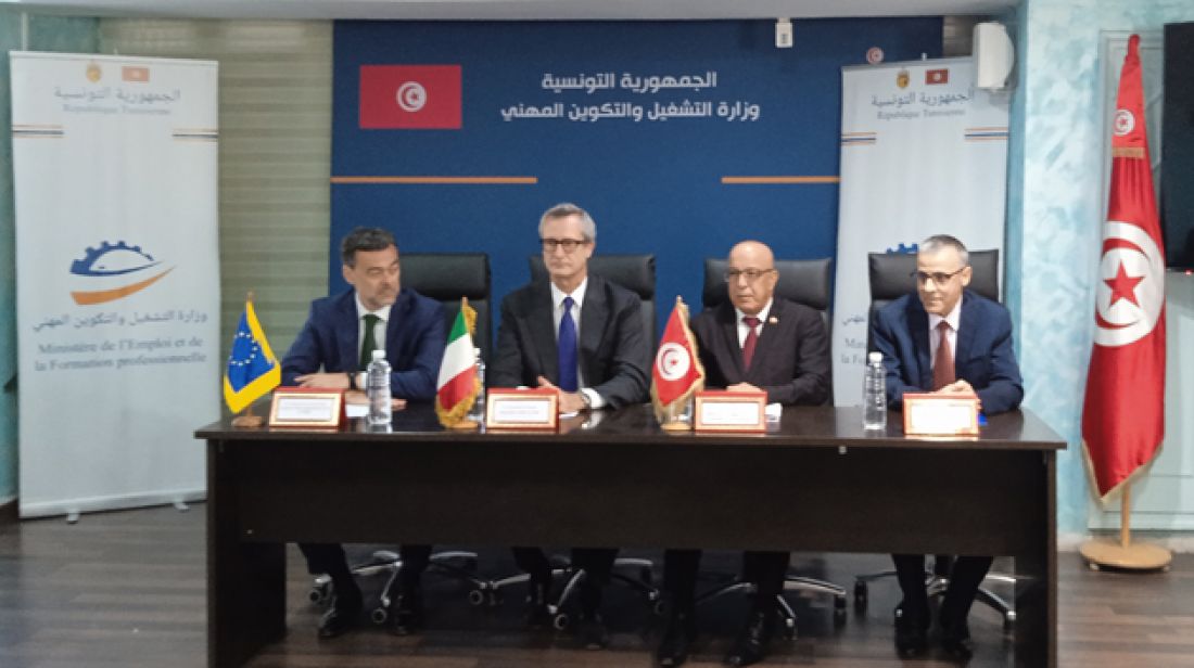 في إطار تفعيل مذكرة التفاهم بين البلدين: إمضاء إتفاقية تعاون إطارية تونسية إيطالية في إطار تفعيل مذكرة التفاهم بين البلدين: إمضاء إتفاقية تعاون إطارية تونسية إيطالية
