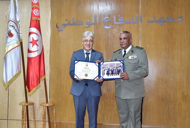 إختتام الدورة 41 لمعهد الدفاع الوطني