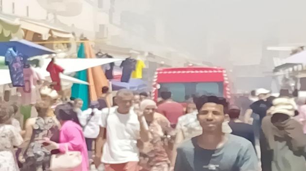 السيطرة على حريق إندلع بمحليين تجاريين بسوق الصناعات التقليدية بنابل