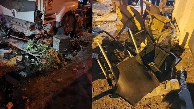 الوردية: اصطدام شاحنة بمقهى يُسفر عن وفاة شخصيْن وإصابة 10 آخرين (فيديو)