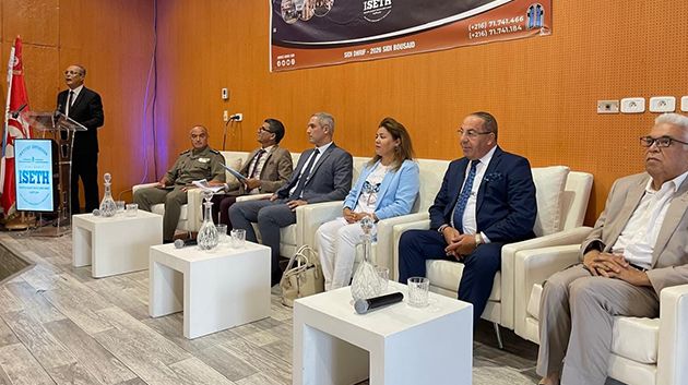 بلحسين يشرف على اختتام السنة الجامعية بمعهد الدراسات السياحية بسيدي الظريف