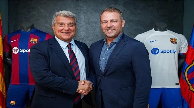 خوان لابورتا رئيس نادي برشلونة: