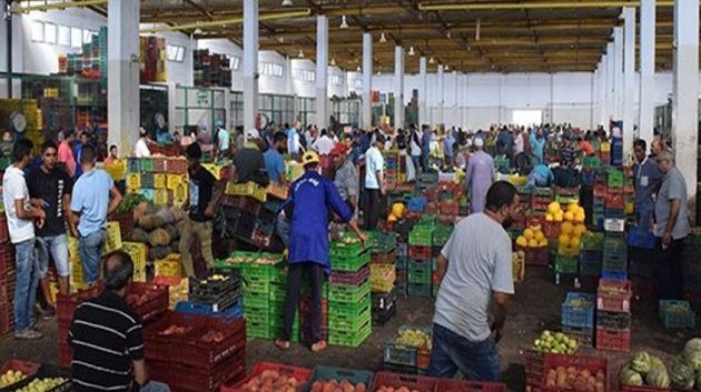 أسعار الخضر والغلال والأسماك بسوق الجملة ببئر القصعة