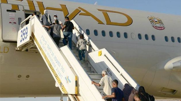 الإمارات و منظمة الصحة العالمية: إجلاء 148 فلسطينيا إلى أبوظبي
