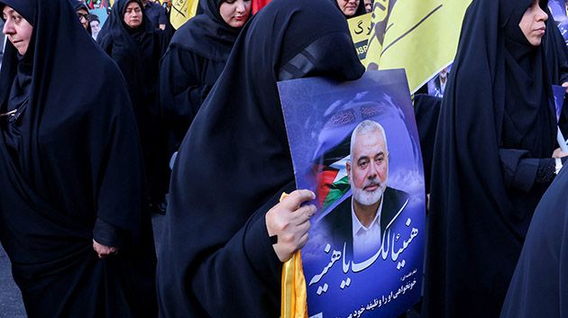 إنطلاق مراسم تشييع إسماعيل هنية في طهران