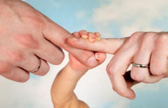 يُطبّق بداية من 13 أوت الحالي .. هذه أبرز تفاصيل قانون عطل الأمومة والأبوة 
