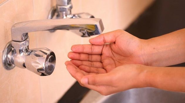 قطع المياه قد يكون وراء تراجع عدد السياح الجزائرين والتونسيين