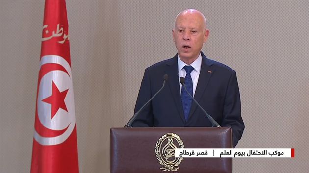 قيْس سعيّد يشرف على موكب الاحتفال بيوم العلم (فيديو)