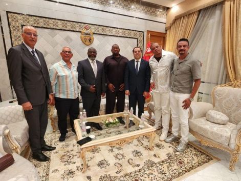 الخارجية تعرض مشروع