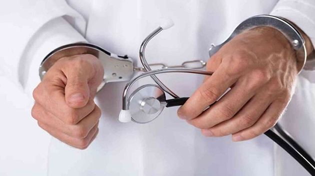 سوسة: بطاقة إيداع بالسجن في حق شخص انتحل صفة طبيب مختص