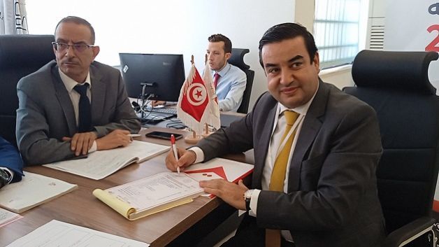 بطاقة ايداع بالسجن ضد متطوعة مكلفة بجمع التزكيات للمرشح للرئاسية العياشي زمال