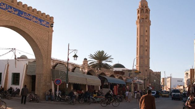 وزارة أملاك الدولة تؤكد تسوية الوضعية العقارية لعدد من الأحياء السكنية التابعة لولاية توزر
