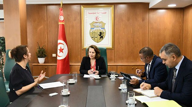 آفاق تطوير قطاع مكونات الطائرات محور جلسة عمل بوزارة الصناعة