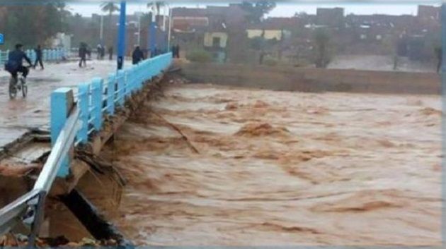الجزائر.. غلق طريق سريع اثر ارتفاع منسوب المياه