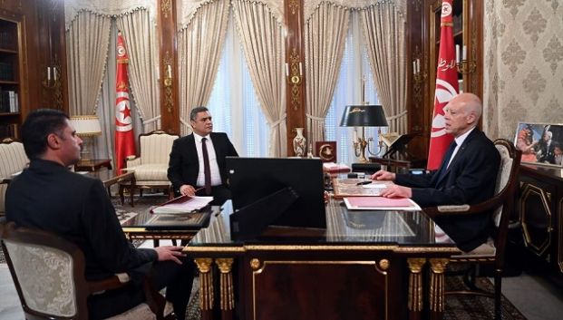 فحوى لقاء رئيس الجمهورية بوزير الداخلية وكاتب الدولة