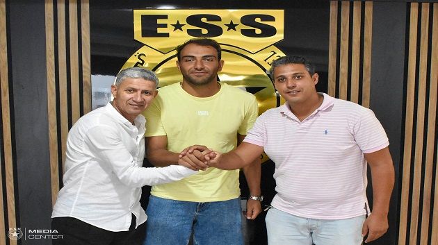 الكرة الطائرة: النجم الساحلي يتعاقد مع اللاعب علاء صمّود