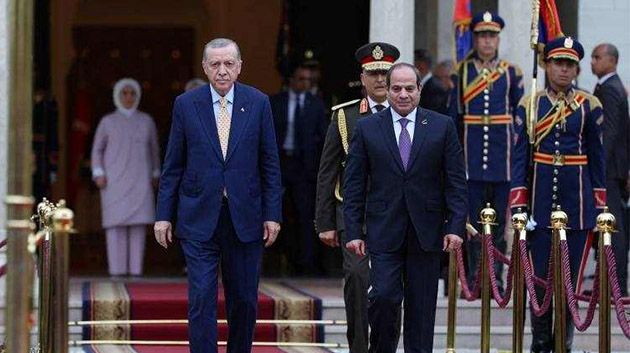في أول زيارة لرئيس مصري منذ 12 عاماً.. السيسي يتوجّه إلى تركيا