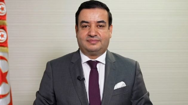 الإبقاء على العياشي زمال بحالة إيقاف