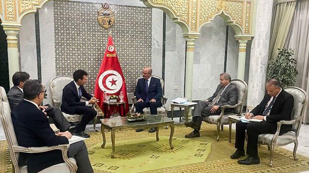 وزير الخارجية يتسلم نسخة من أوراق اعتماد سفير الاتحاد الأوروبي الجديد لدى تونس