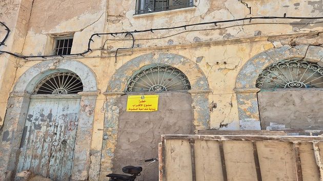 والي صفاقس يوصي بأخذ الاحتياطات الاستباقية للمباني التي تستوجب التدخل الحيني