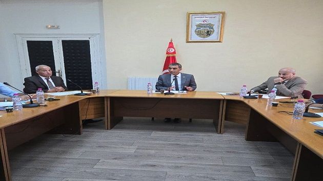 سوسة: جلسة عمل حول وضعية مصنع