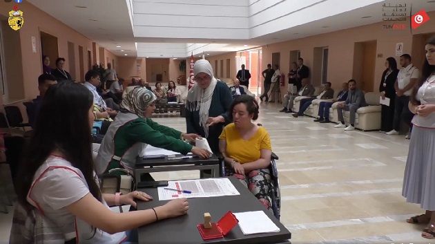 عملية بيضاء لمحاكاة سير العملية الانتخابية للأشخاص ذوي الاحتياجات الخصوصية