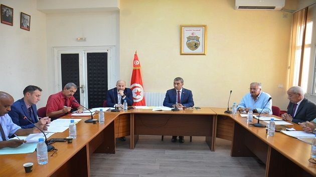 سوسة: جلسة عمل حول وضعية النقل العمومي غير المنتظم