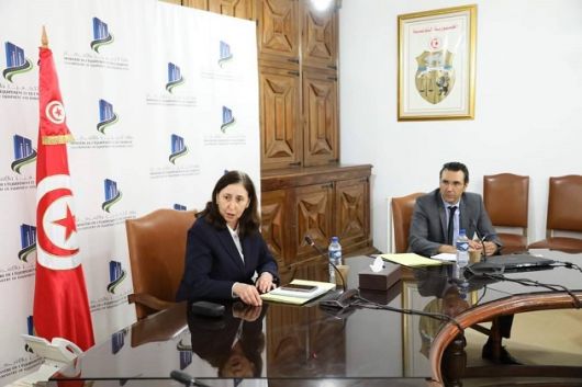 متابعة مشاريع توحيد نظام الاستخلاص على كامل شبكة الطرقات السيارة