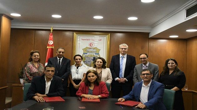 توقيع اتفاقية لإحداث خلية يقظة للذكاء الاقتصادي في قطاع الصناعات الغذائية