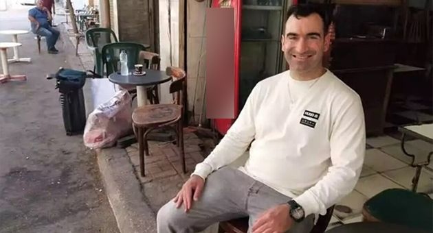 انكشف أمره.. ترحيل صحفي إسرائيلي دخل لبنان بجواز بريطاني