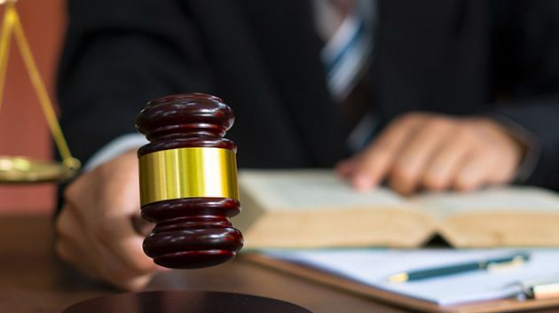 الإحتفاظ بنائب شعب بشبهة الإعتداء بالعنف على موظّف ببلديّة سوسة (فيديو)