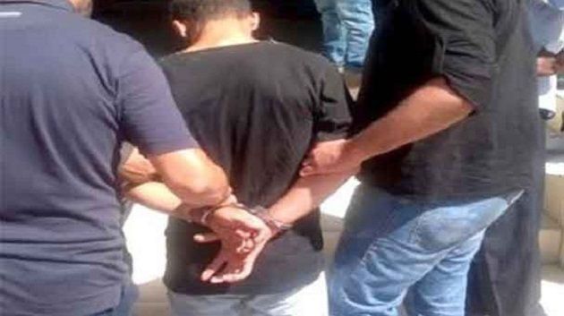 منوبة: إيقاف تلميذ اعتدى على زميله بسلاح أبيض !!