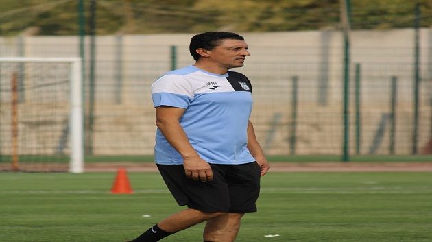 اتحاد خنشلة يعلن فسخ عقد مدربه التونسي حاتم الميساوي