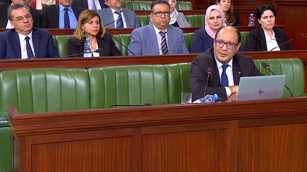 وزير تكنولوجيات الإتصال: 'اتخاذ عدّة إجراءات لفائدة الإذاعات الجمعياتية'