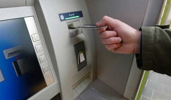 عمليّات الدفع باستخدام البطاقات البنكية بالأرقام