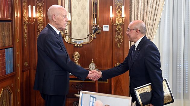 سعيّد يطّلع على مدى تقدّم تنفيذ مشاريع تُشرف عليها الهندسة العسكرية
