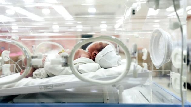 يتزعمّها أطباء وممرّضون.. تفاصيل صادمة عن قضية ضحاياها 12 رضيعا في تركيا