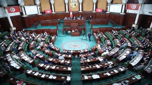 مشروع قانون المالية 2025: المصادقة على الفصل 30 معدّلا